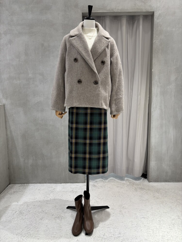 11月3日〜3階エスカレーター前にて展示♡