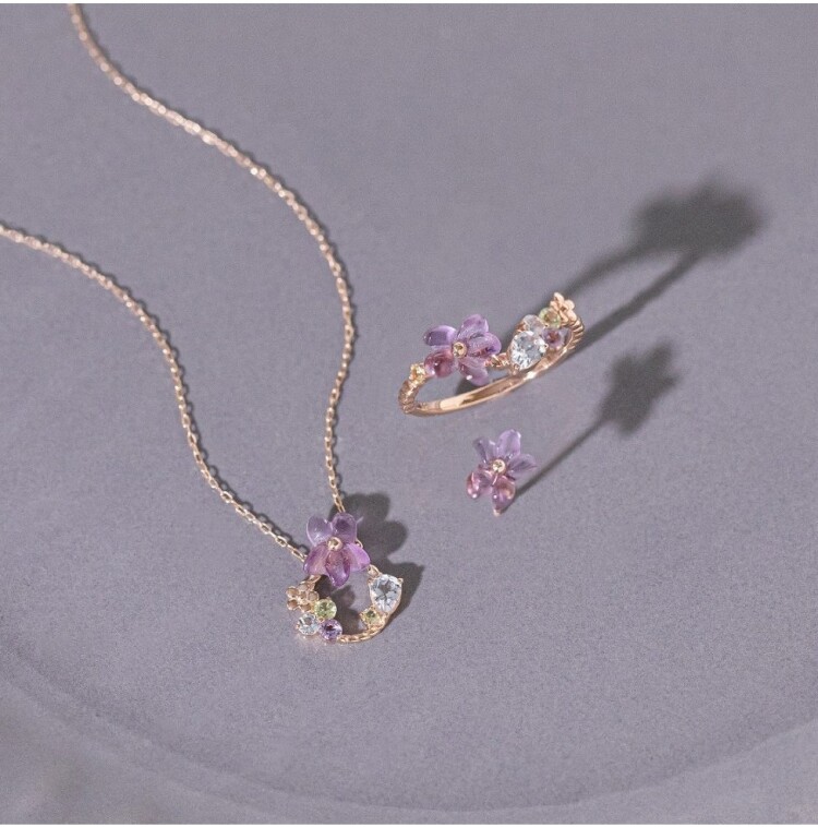 3月誕生花 スミレ ネックレス