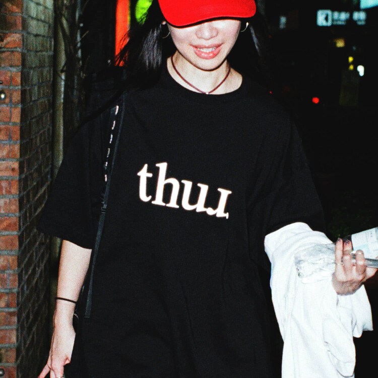 thur. EXCLUSIVE for URBAN RESEARCH