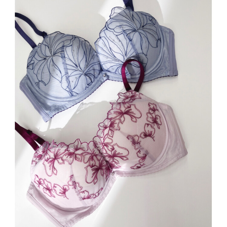 【BRAGENIC〜脇高細見えタイプ〜】