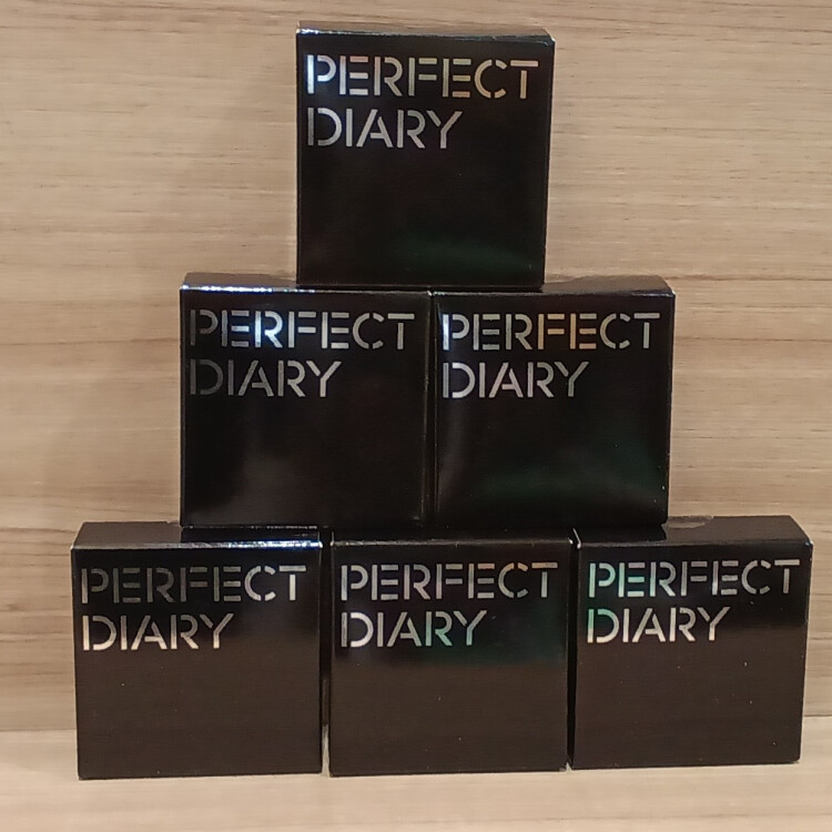 〈おすすめ商品情報〉PERFECT DIARY　トランスルーシェント　ブルーリング　セッティングパウダー3g