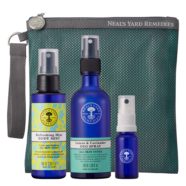 冷感ミストとボディスプレーのサマーポーチセット！！