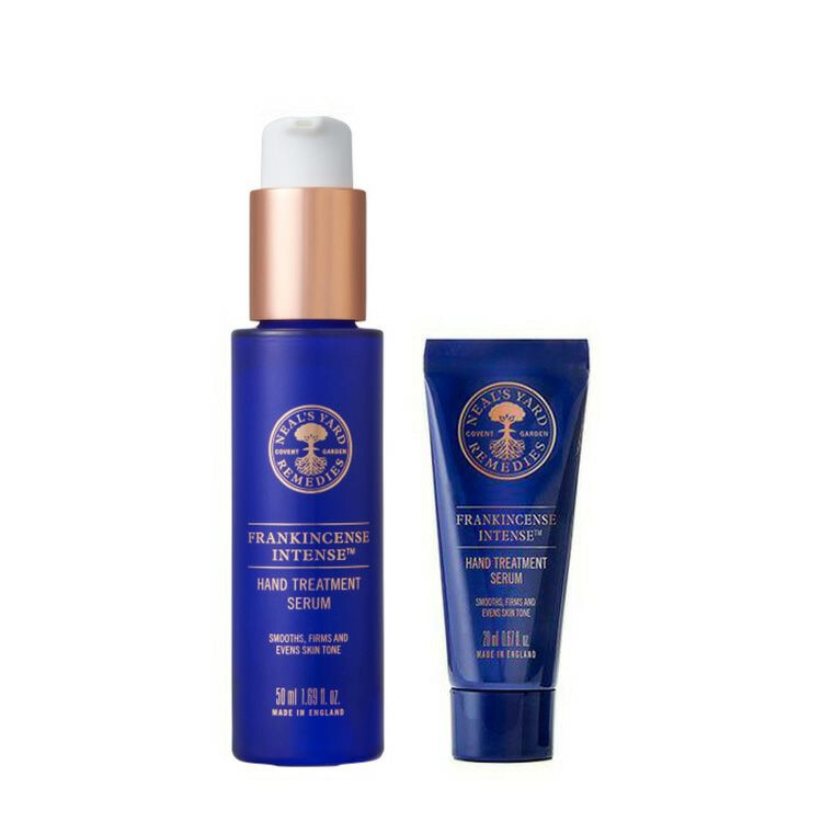 手には手の美容液を