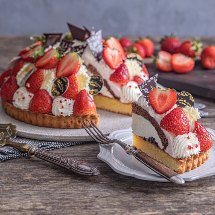 12月のおすすめはあまおうのタルト