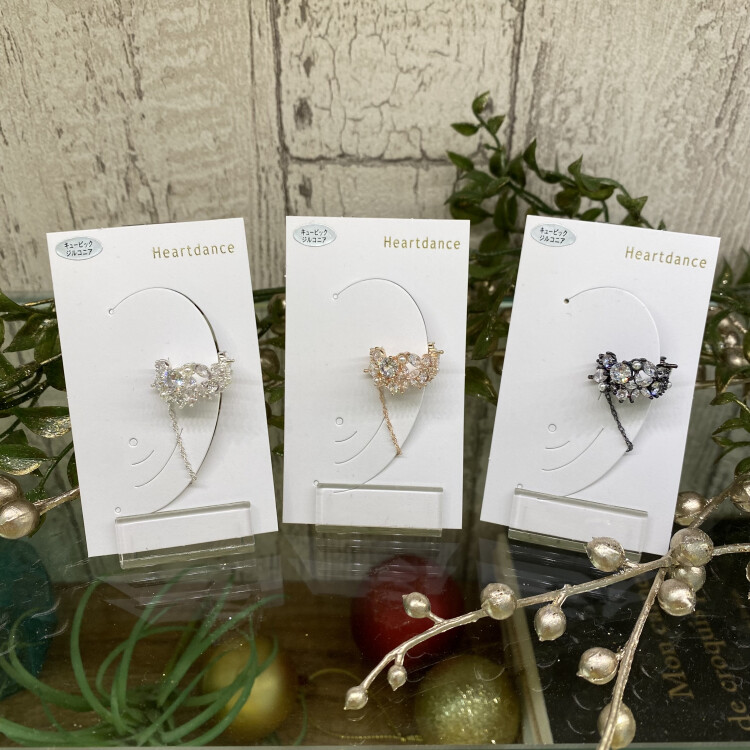 ビジューブーケチェーンイヤーカフ💐