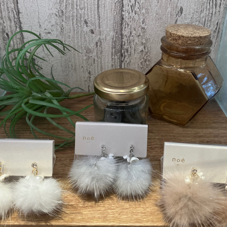 ファーイヤリング❤️