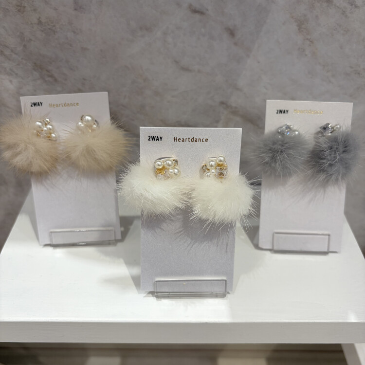 ビジューファー2WAYピアス💎