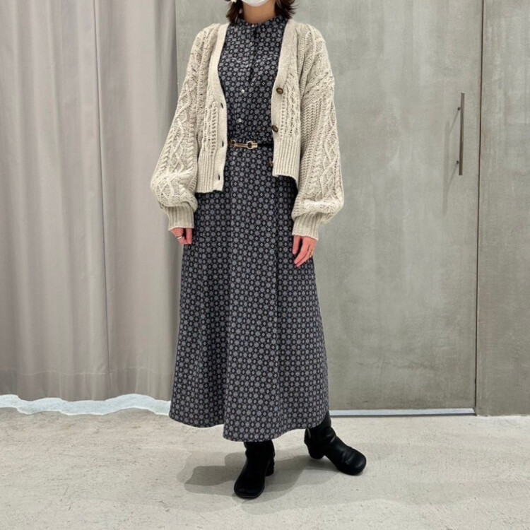バックサテン小紋柄ワンピース