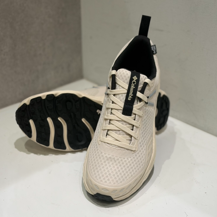 【👟1足あれば安心😊】天候に左右されない万能防水シューズのご紹介🌈