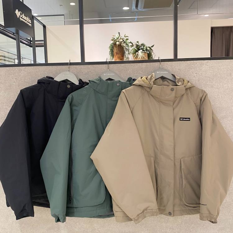【コロンビア】  12/15～ 3階エスカレーター前にて展示　冬のウィメンズおすすめコーデ