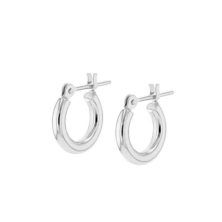 プラチナピアス